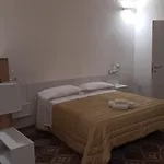 Cementina's House 아파트 *
