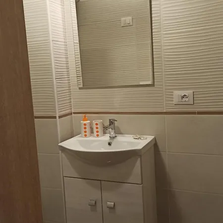 Cementina's House Апартаменты Лечче