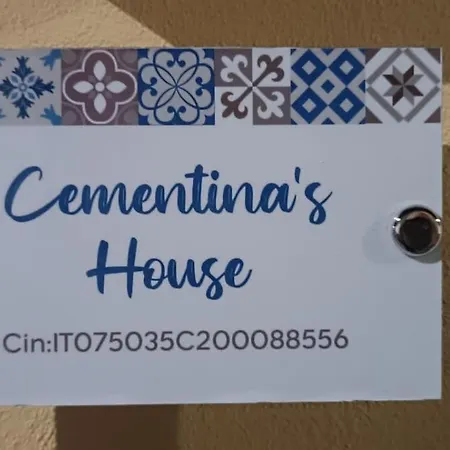Cementina's House * 레체