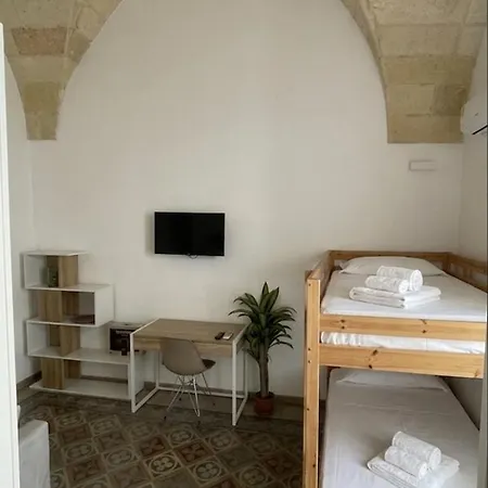 Cementina's House Λέτσε